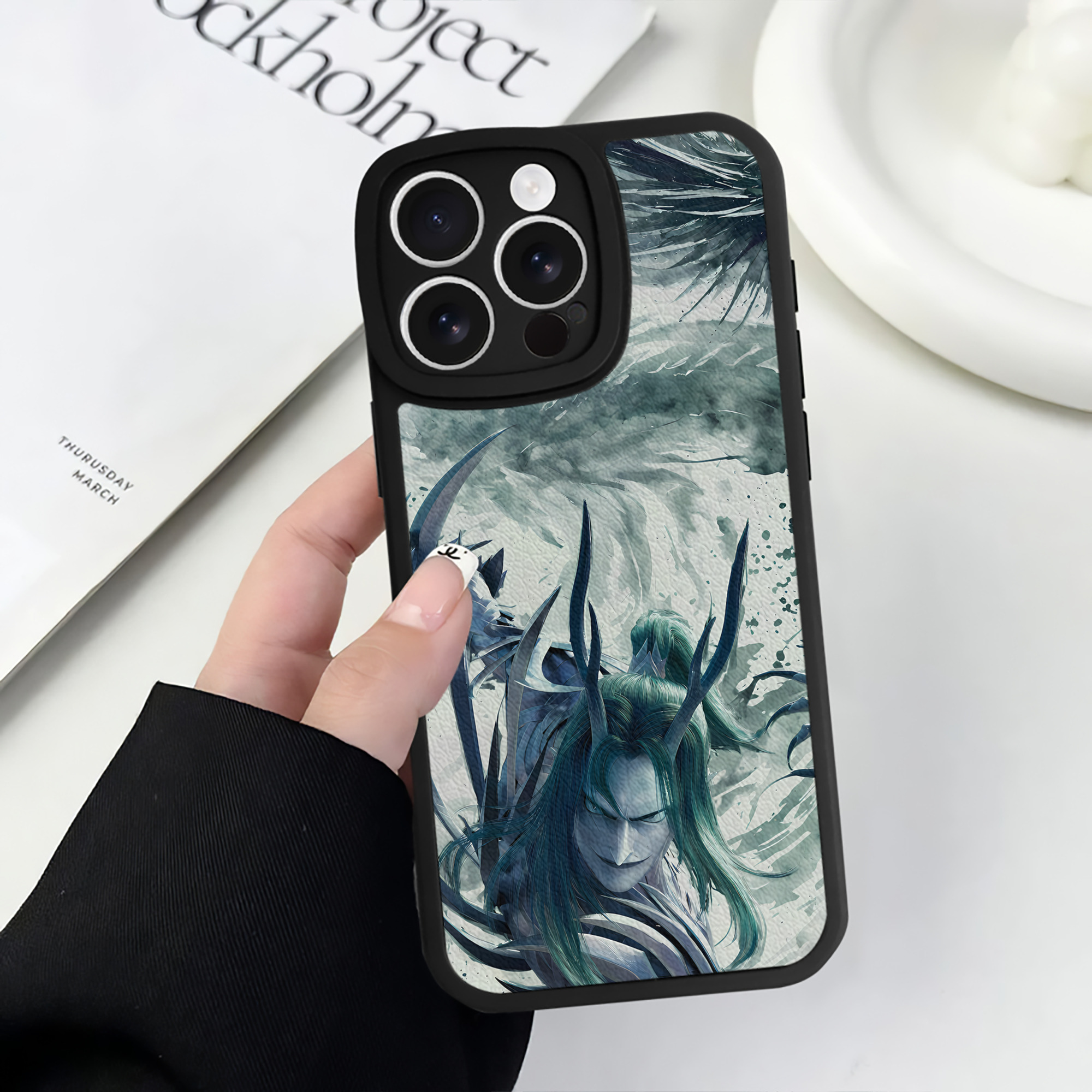 （画像用） Ne Zha 2 ナタ 魔童の大暴れ 【iPhone 16シリーズ対応】シリコンスマホケース（レザー調） 材質：シリコン